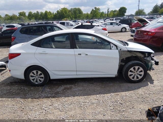 2017 HYUNDAI ACCENT SE 14