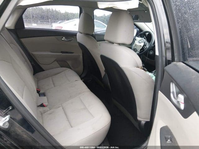 2019 KIA FORTE LXS 8