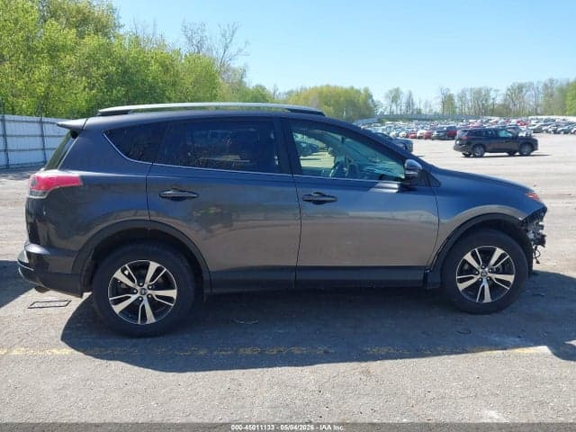 2018 TOYOTA RAV4 XLE 13