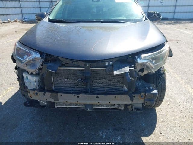 2018 TOYOTA RAV4 XLE 17