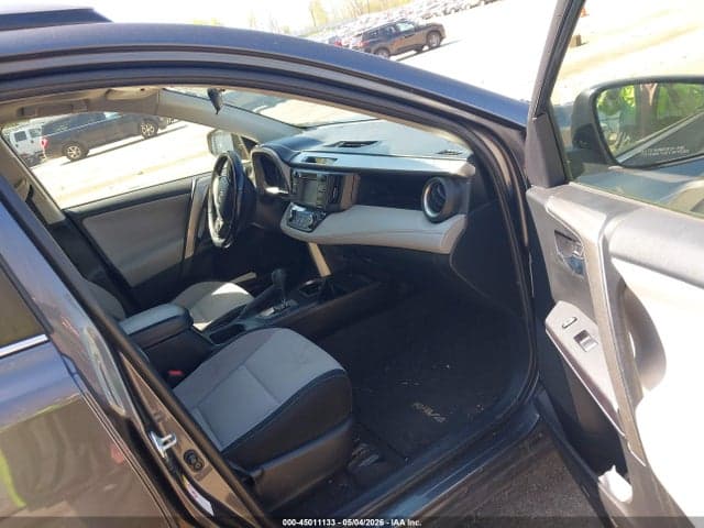 2018 TOYOTA RAV4 XLE 5