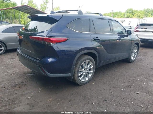 2020 TOYOTA HIGHLANDER LIMITED 4