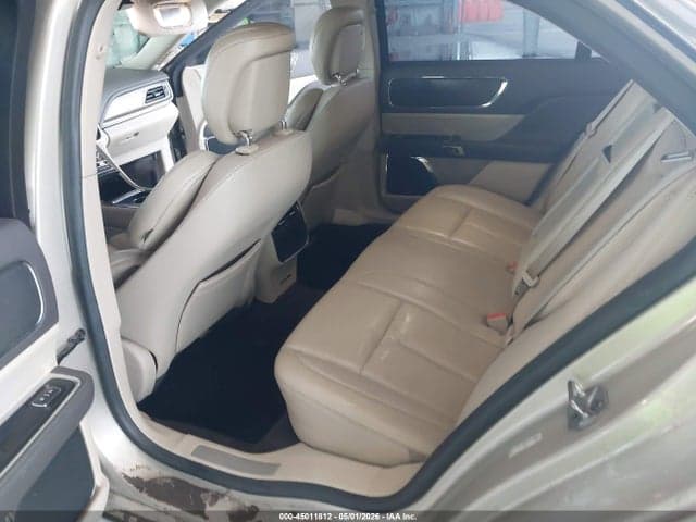 2017 LINCOLN CONTINENTAL PREMIERE 8
