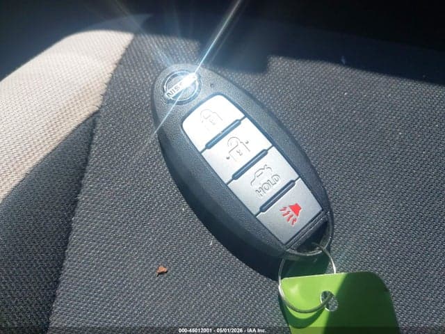 2021 NISSAN VERSA SV XTRONIC CVT 11
