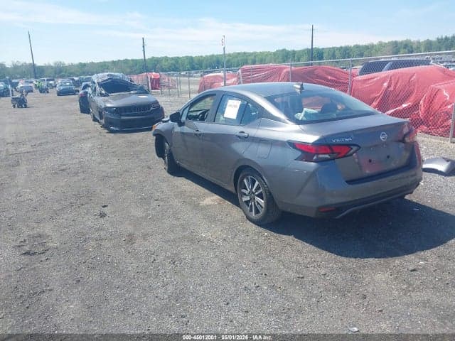 2021 NISSAN VERSA SV XTRONIC CVT 3