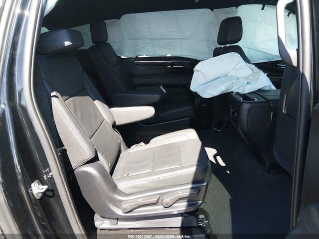 2025 CHEVROLET SUBURBAN 4WD LT 8
