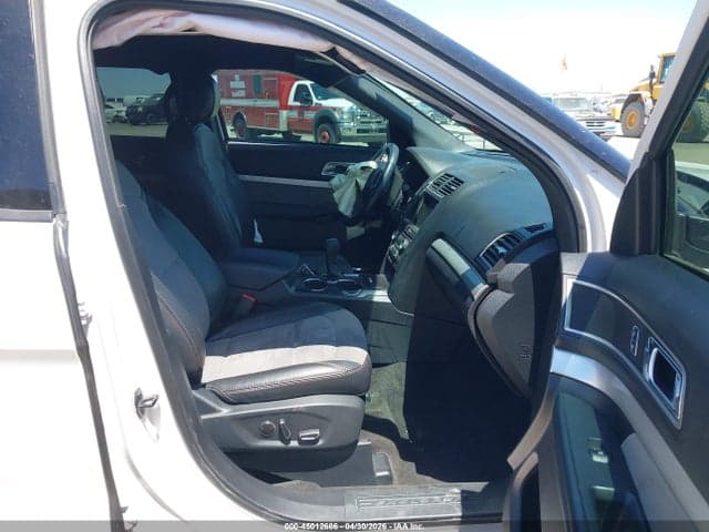 2017 FORD EXPLORER XLT 5