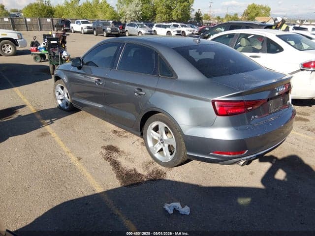 2017 AUDI A3 2.0T PREMIUM 4