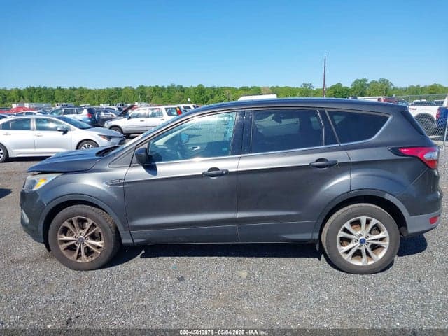 2017 FORD ESCAPE SE 14