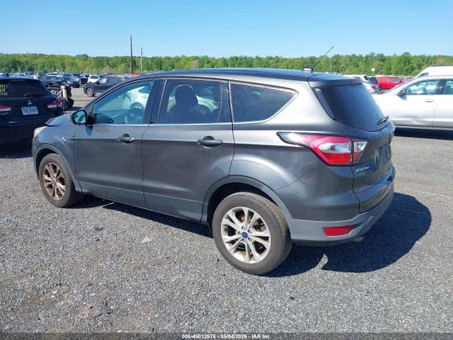 2017 FORD ESCAPE SE 3