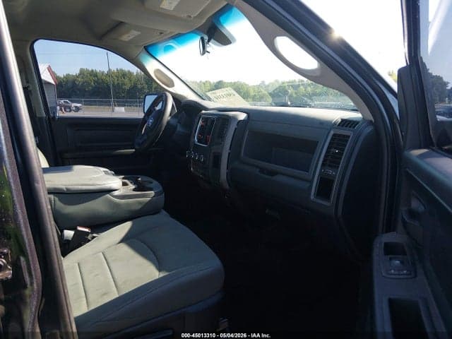 2017 RAM 1500 EXPRESS 4X4 5'7 BOX 5