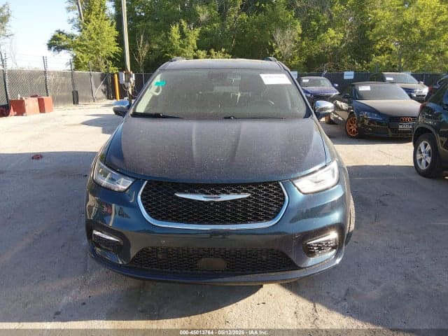 2022 CHRYSLER PACIFICA LIMITED 12