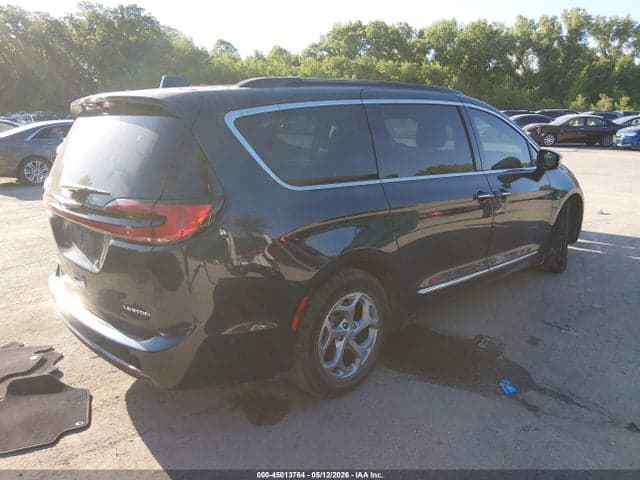 2022 CHRYSLER PACIFICA LIMITED 4