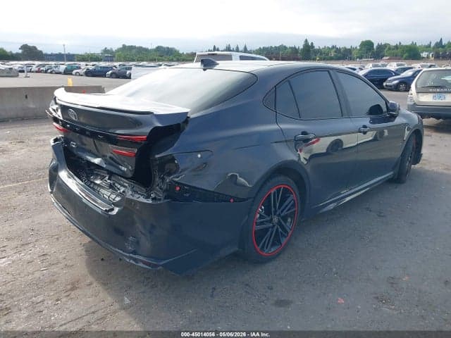2025 TOYOTA CAMRY XSE 4