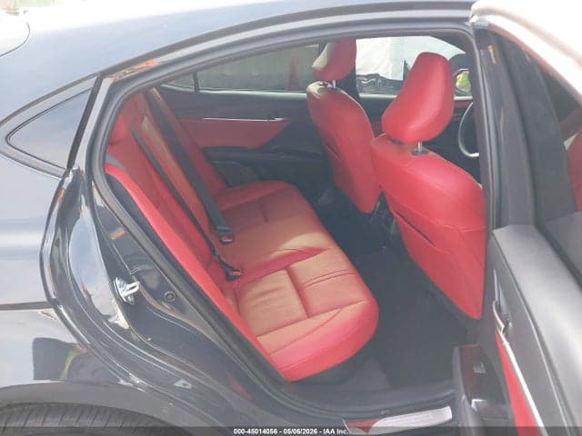 2025 TOYOTA CAMRY XSE 8