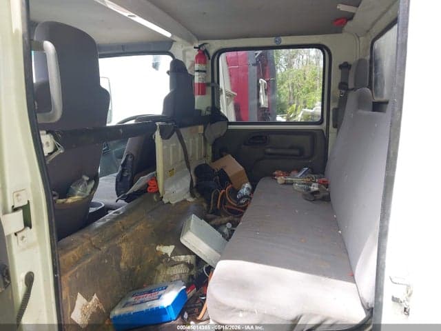2017 ISUZU NPR HD DSL CREW 8