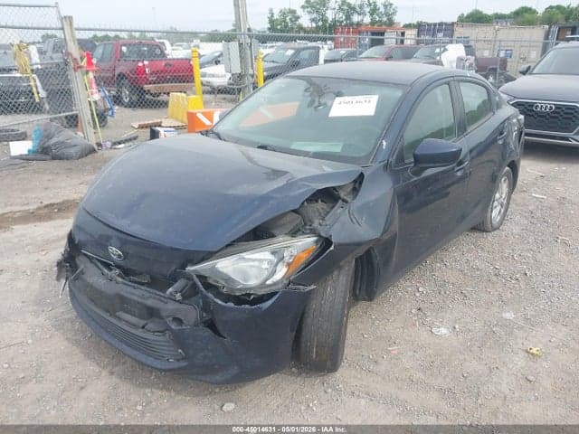 2017 TOYOTA YARIS IA 6