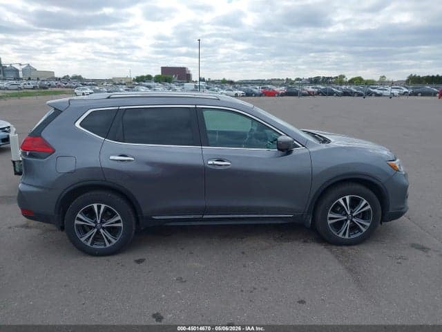 2017 NISSAN ROGUE SL 14