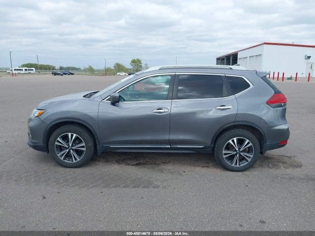 2017 NISSAN ROGUE SL 15