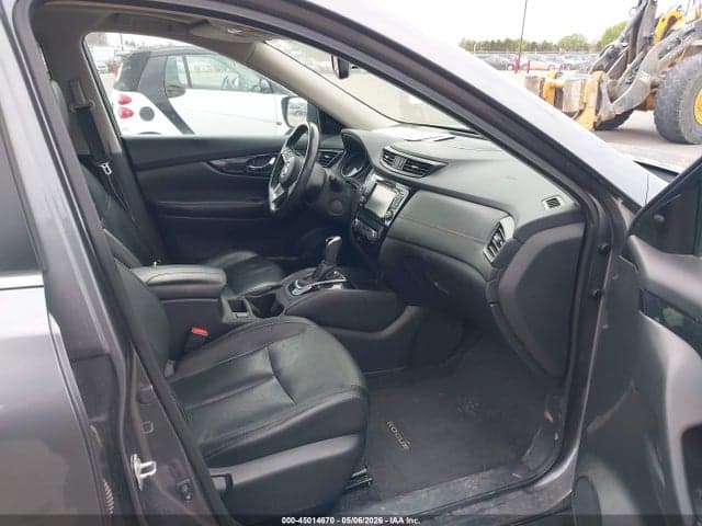 2017 NISSAN ROGUE SL 5