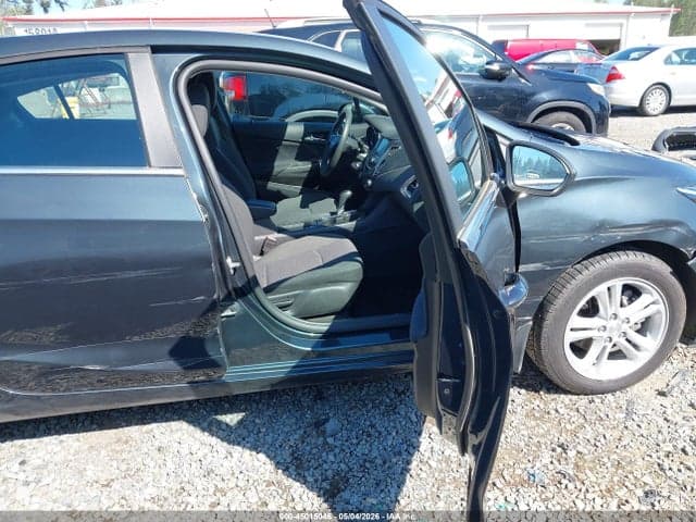 2017 CHEVROLET CRUZE LT AUTO 5