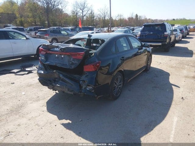 2024 KIA FORTE GT-LINE 4