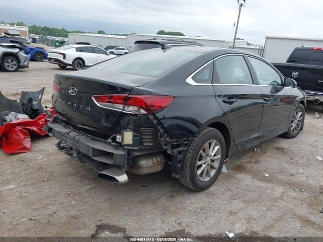 2018 HYUNDAI SONATA SE 4