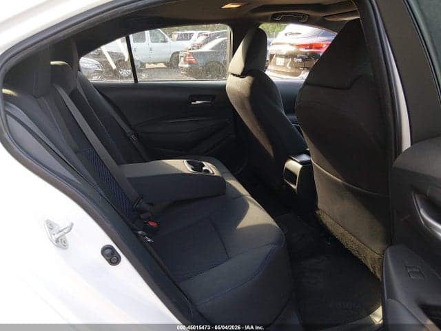 2021 TOYOTA COROLLA SE 8