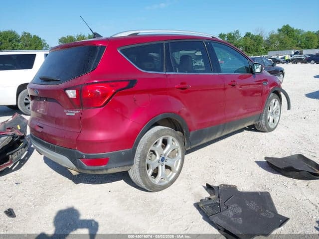 2019 FORD ESCAPE TITANIUM 4