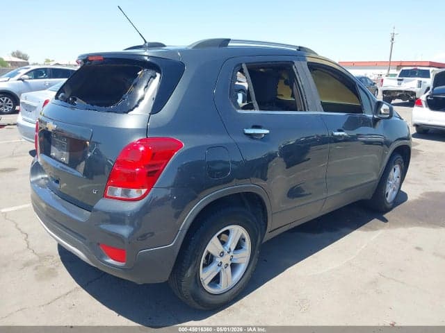 2017 CHEVROLET TRAX LT 4