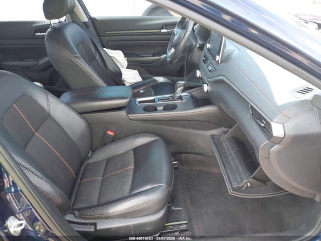 2022 NISSAN ALTIMA SR FWD 5