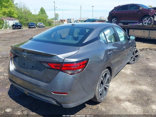 2023 NISSAN SENTRA SR XTRONIC CVT 4