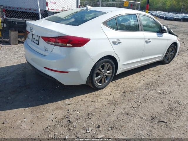2017 HYUNDAI ELANTRA SE 4