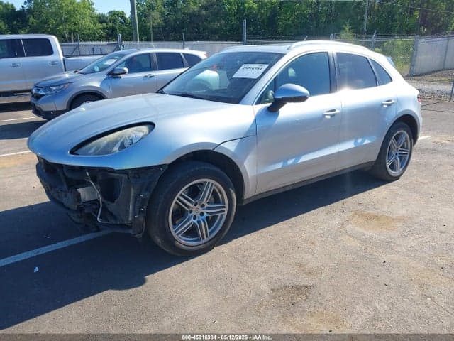 2015 PORSCHE MACAN S 2