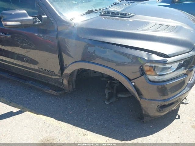 2019 RAM 1500 LARAMIE 4X4 5'7 BOX 6