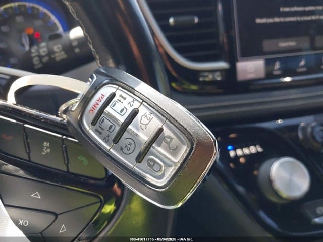 2021 CHRYSLER PACIFICA TOURING 11