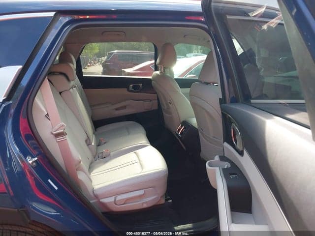 2025 KIA SORENTO S 8