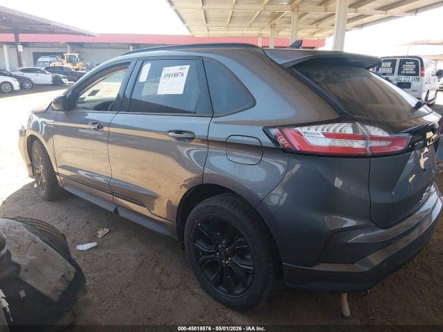 2022 FORD EDGE SE 13
