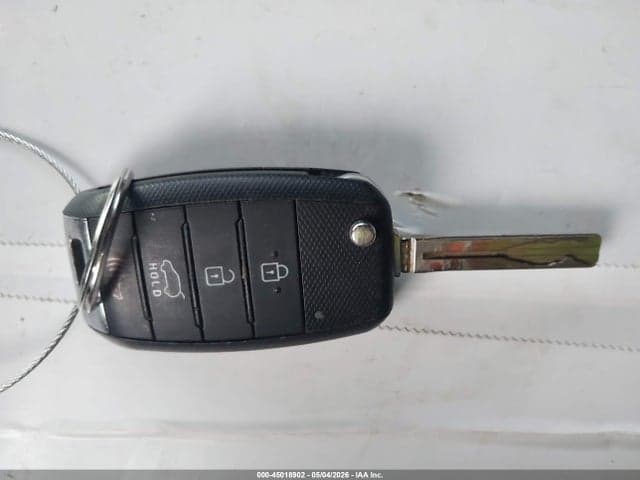 2016 KIA SOUL 11