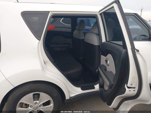 2016 KIA SOUL 8