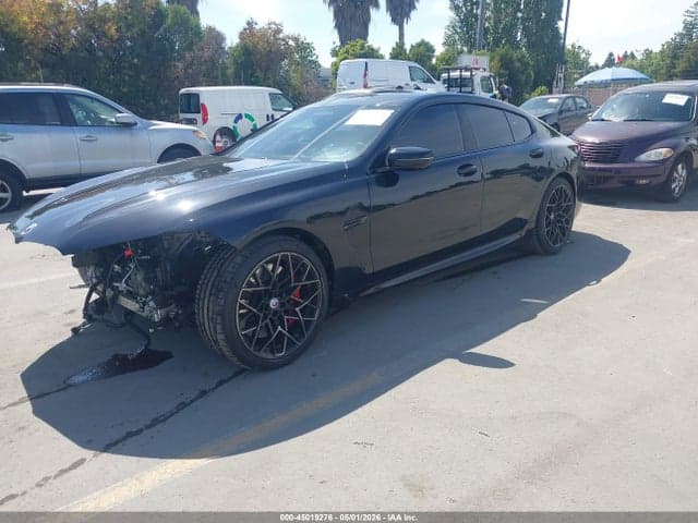 2023 BMW M8 COUPE 2