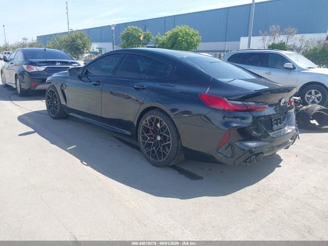 2023 BMW M8 COUPE 3