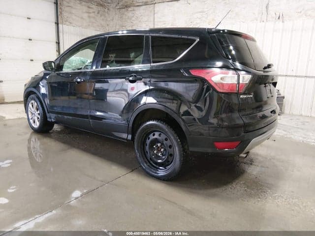 2017 FORD ESCAPE SE 3