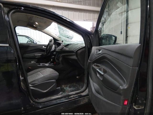 2017 FORD ESCAPE SE 5