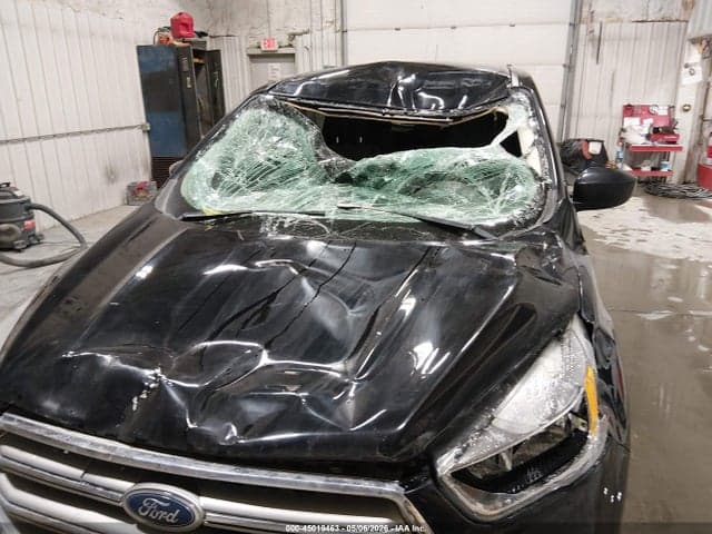 2017 FORD ESCAPE SE 6