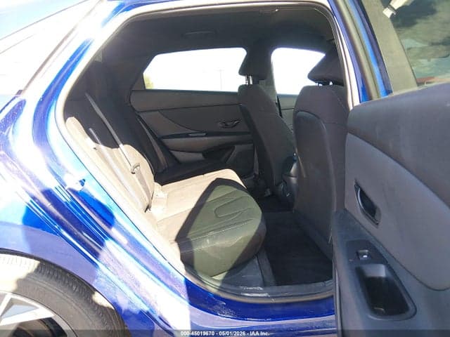 2025 HYUNDAI ELANTRA SEL SPORT 8