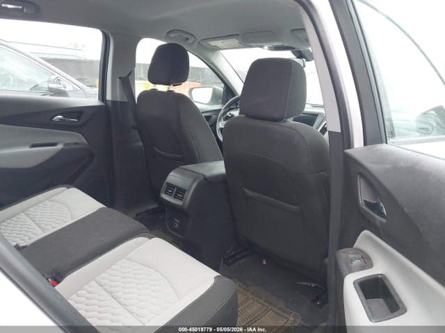 2019 CHEVROLET EQUINOX LS 8