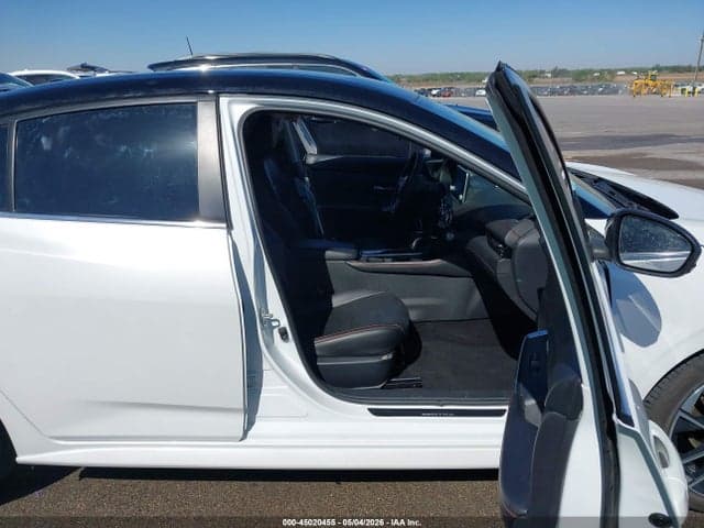 2024 NISSAN SENTRA SR XTRONIC CVT 5