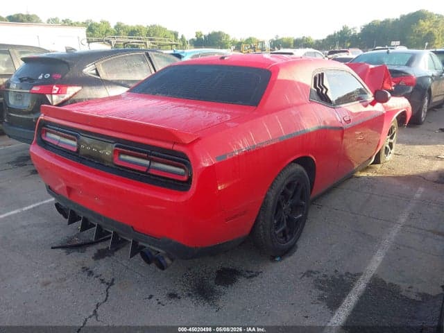 2018 DODGE CHALLENGER SXT 4