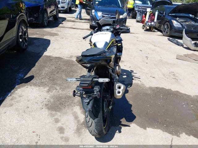 2022 HONDA CBR500 RA 6